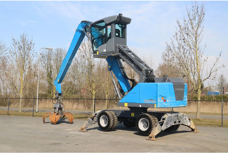 Fuchs MHL 320 | PEEL GRAB | UMSCHLAG | GOOD TIRES - Bager za prekladanje primarnih/ Sekundarnih surovin: slika 3 Fuchs MHL 320 | PEEL GRAB | UMSCHLAG | GOOD TIRES - Bager za prekladanje primarnih/ Sekundarnih surovin: slika 3