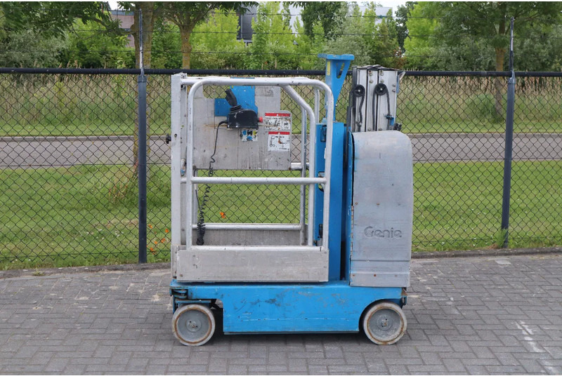Genie GR-12 | 5.45 METER | 227 KG | MULTIPLE UNITS - Dvižna ploščad: slika 1 Genie GR-12 | 5.45 METER | 227 KG | MULTIPLE UNITS - Dvižna ploščad: slika 1