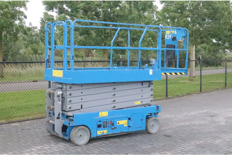 Genie GS-3246 | 12 METER | 318 KG - Škarjasta dvižna ploščad: slika 5 Genie GS-3246 | 12 METER | 318 KG - Škarjasta dvižna ploščad: slika 5