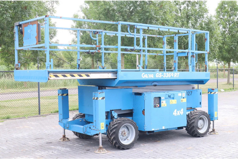 Genie GS-3369 RT | 12 METER | ROUGH TERRAIN - Škarjasta dvižna ploščad: slika 2 Genie GS-3369 RT | 12 METER | ROUGH TERRAIN - Škarjasta dvižna ploščad: slika 2