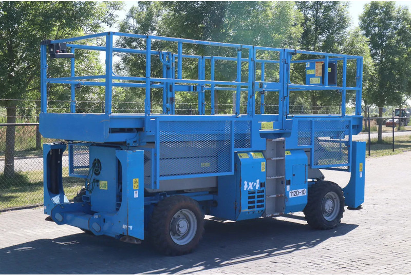 Genie GS-3384 RT | 12 METER | 1.134 KG - Škarjasta dvižna ploščad: slika 3 Genie GS-3384 RT | 12 METER | 1.134 KG - Škarjasta dvižna ploščad: slika 3