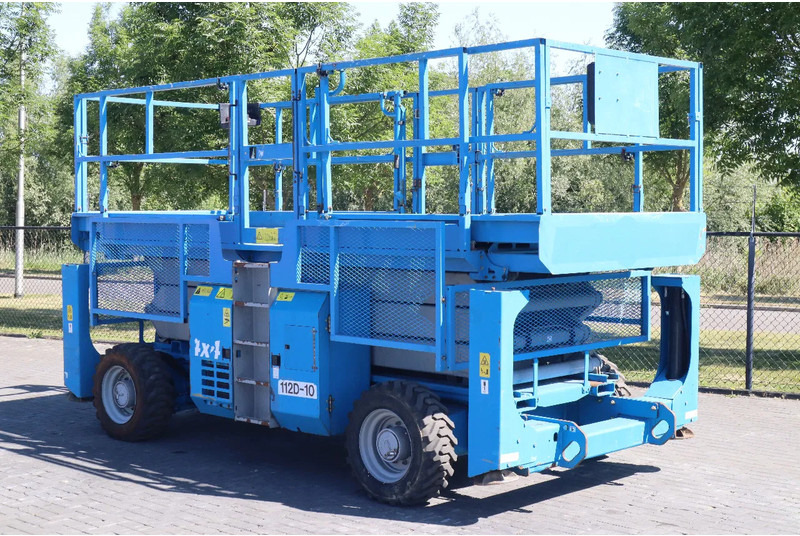 Genie GS-3384 RT | 12 METER | 1.134 KG - Škarjasta dvižna ploščad: slika 2 Genie GS-3384 RT | 12 METER | 1.134 KG - Škarjasta dvižna ploščad: slika 2