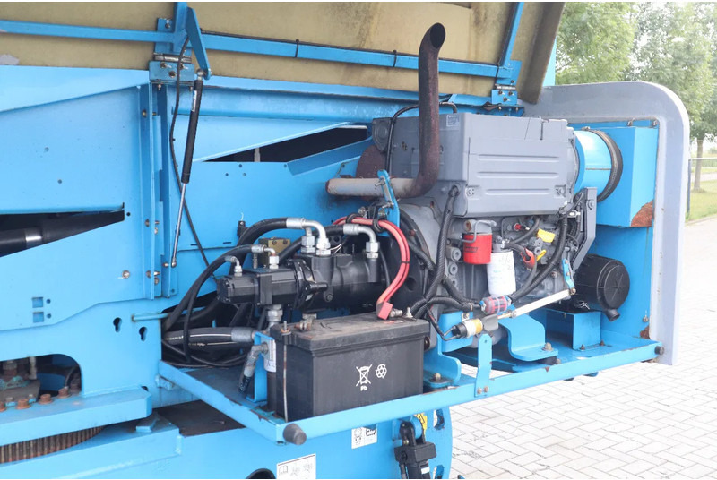 Genie S-45 | 15.7 METER | 227 KG | GOOD CONDITION - Teleskopska dvižna ploščad: slika 3 Genie S-45 | 15.7 METER | 227 KG | GOOD CONDITION - Teleskopska dvižna ploščad: slika 3
