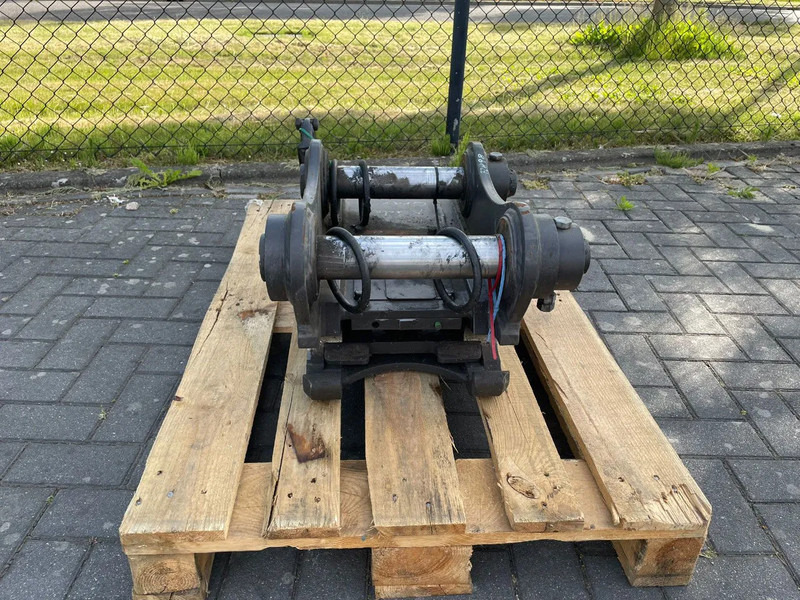 Gjerstad G60 | QUICK COUPLER | S60 | NEW / UNUSED - Hitra spojka za Gradbeni stroj: slika 2 Gjerstad G60 | QUICK COUPLER | S60 | NEW / UNUSED - Hitra spojka za Gradbeni stroj: slika 2