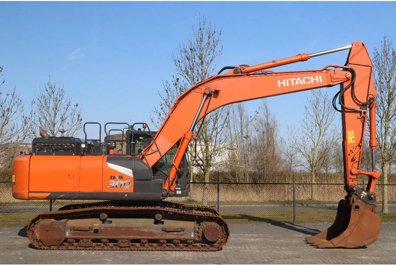 Hitachi ZX300 LC-7 | BUCKET | QUICK COUPLER | GOOD U/C! - Bager goseničar: slika 4 Hitachi ZX300 LC-7 | BUCKET | QUICK COUPLER | GOOD U/C! - Bager goseničar: slika 4