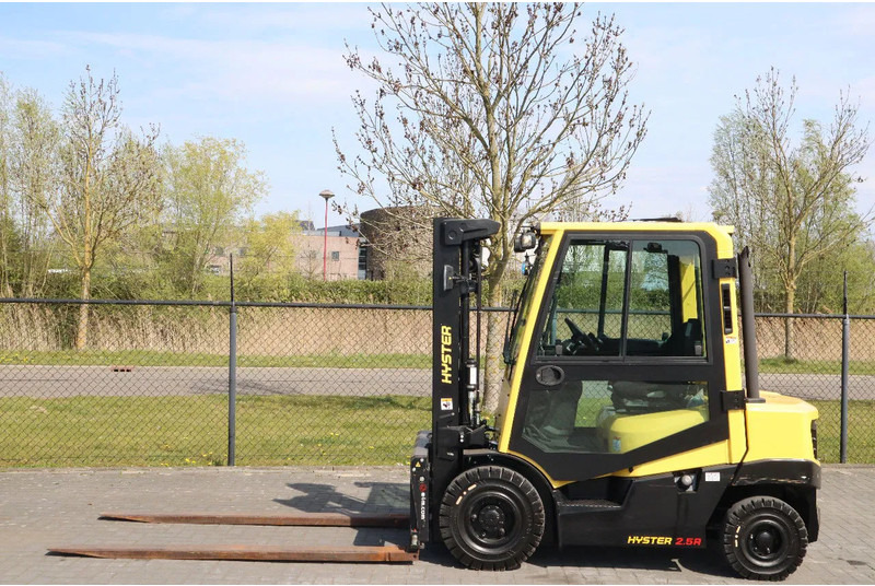 Hyster H2.5 A | BOOM SUSPENSION | SIDESHIFT | FORK EXTENTIONS | FORK POSITIONERS - Diesel viličar: slika 1 Hyster H2.5 A | BOOM SUSPENSION | SIDESHIFT | FORK EXTENTIONS | FORK POSITIONERS - Diesel viličar: slika 1