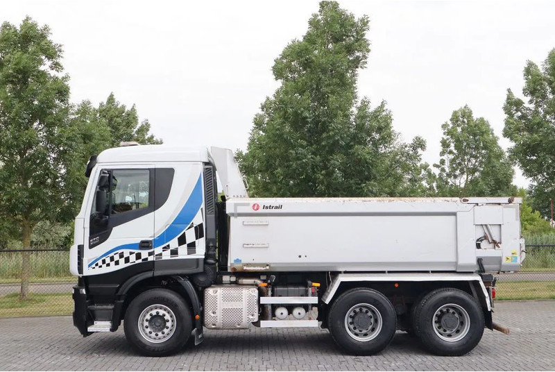 Iveco Stralis X-WAY 570 6X4 FULL STEEL BIG AXLES RETARDER EURO 6 - Tovornjak prekucnik: slika 3 Iveco Stralis X-WAY 570 6X4 FULL STEEL BIG AXLES RETARDER EURO 6 - Tovornjak prekucnik: slika 3