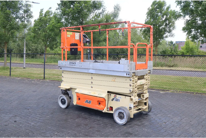JLG 2646 ES | 10 METER | 450 KG - Škarjasta dvižna ploščad: slika 3 JLG 2646 ES | 10 METER | 450 KG - Škarjasta dvižna ploščad: slika 3
