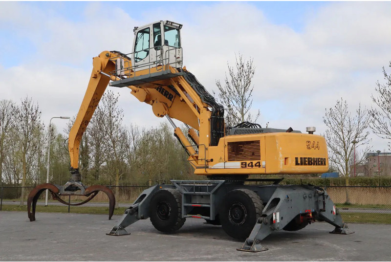 Liebherr A944 C HD | LOG GRAPPLE | HOLZGREIFER | TIMBER - Gozdarski kombajn: slika 3 Liebherr A944 C HD | LOG GRAPPLE | HOLZGREIFER | TIMBER - Gozdarski kombajn: slika 3
