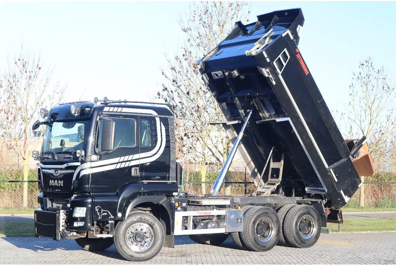 MAN TGS 26.500 | 6X6 | HYDRODRIVE | BIG AXLES | EURO 6 - Tovornjak prekucnik: slika 1 MAN TGS 26.500 | 6X6 | HYDRODRIVE | BIG AXLES | EURO 6 - Tovornjak prekucnik: slika 1