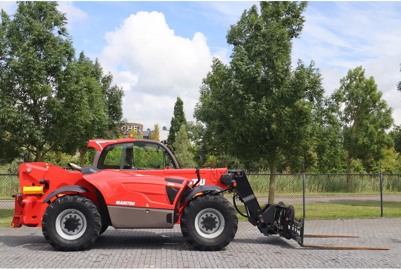 Manitou MLT 960 | SWING HYDR. QUICK COUPLER | HYDR. FORKS | BUCKET - Teleskopski viličar: slika 4 Manitou MLT 960 | SWING HYDR. QUICK COUPLER | HYDR. FORKS | BUCKET - Teleskopski viličar: slika 4