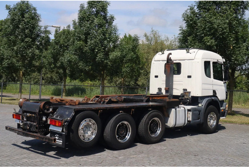 Scania P124-420 | 8X4 | HOOKLIFT | MANUAL | BIG AXLES | EURO 3 - Kotalni prekucni tovornjak: slika 5 Scania P124-420 | 8X4 | HOOKLIFT | MANUAL | BIG AXLES | EURO 3 - Kotalni prekucni tovornjak: slika 5