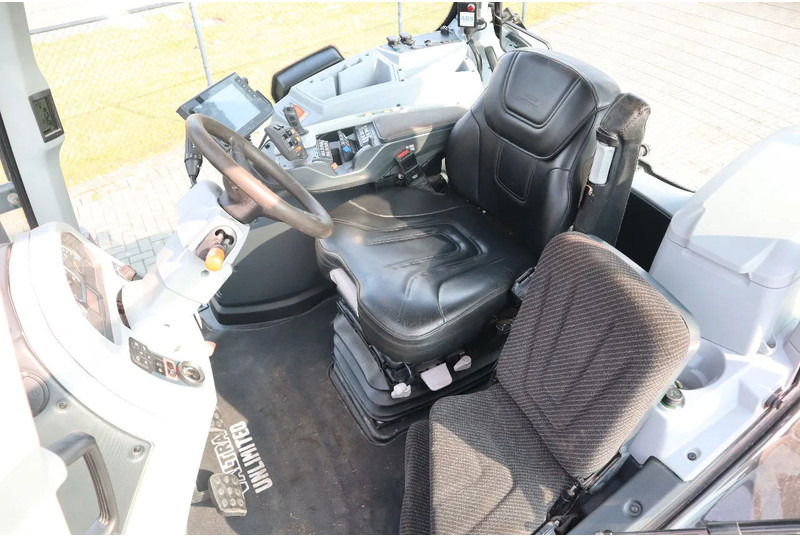 Traktor Valtra T234 D UNLIMITED | FRONT PTO | 53 KM/H | FULL OPTION: slika 15