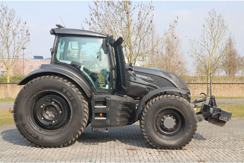 Valtra T234 D UNLIMITED | FRONT PTO | 53 KM/H | FULL OPTION - Traktor: slika 4 Valtra T234 D UNLIMITED | FRONT PTO | 53 KM/H | FULL OPTION - Traktor: slika 4
