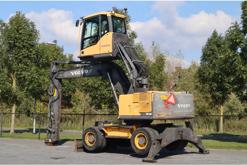 Volvo EW160C | EW 160 C | LIFT CAB | DOZERBLADE | QUICK COUPLER - Bager za prekladanje primarnih/ Sekundarnih surovin: slika 3 Volvo EW160C | EW 160 C | LIFT CAB | DOZERBLADE | QUICK COUPLER - Bager za prekladanje primarnih/ Sekundarnih surovin: slika 3