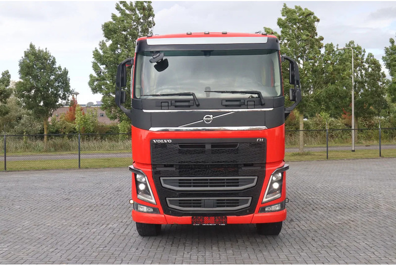 Volvo FH 540 | 6X4 - 6X2 | TANDEMLIFT | RETARDER | BIG AXLES | EURO 6 - Tovornjak prekucnik: slika 2 Volvo FH 540 | 6X4 - 6X2 | TANDEMLIFT | RETARDER | BIG AXLES | EURO 6 - Tovornjak prekucnik: slika 2