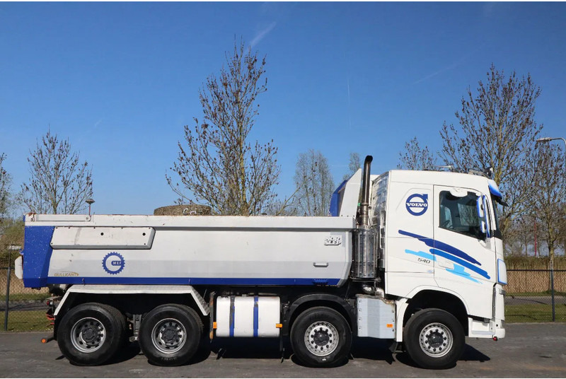 Volvo FH 540 | 8X4 | TANDEMLIFT | RETARDER | BIG AXLES | EURO 6 - Tovornjak prekucnik: slika 4 Volvo FH 540 | 8X4 | TANDEMLIFT | RETARDER | BIG AXLES | EURO 6 - Tovornjak prekucnik: slika 4