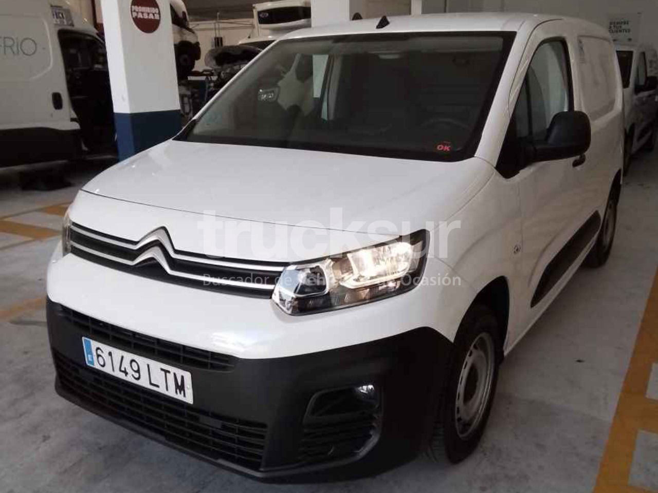 CITROEN BERLINGO IR - Dostavno vozilo z zabojnikom: slika 1 CITROEN BERLINGO IR - Dostavno vozilo z zabojnikom: slika 1