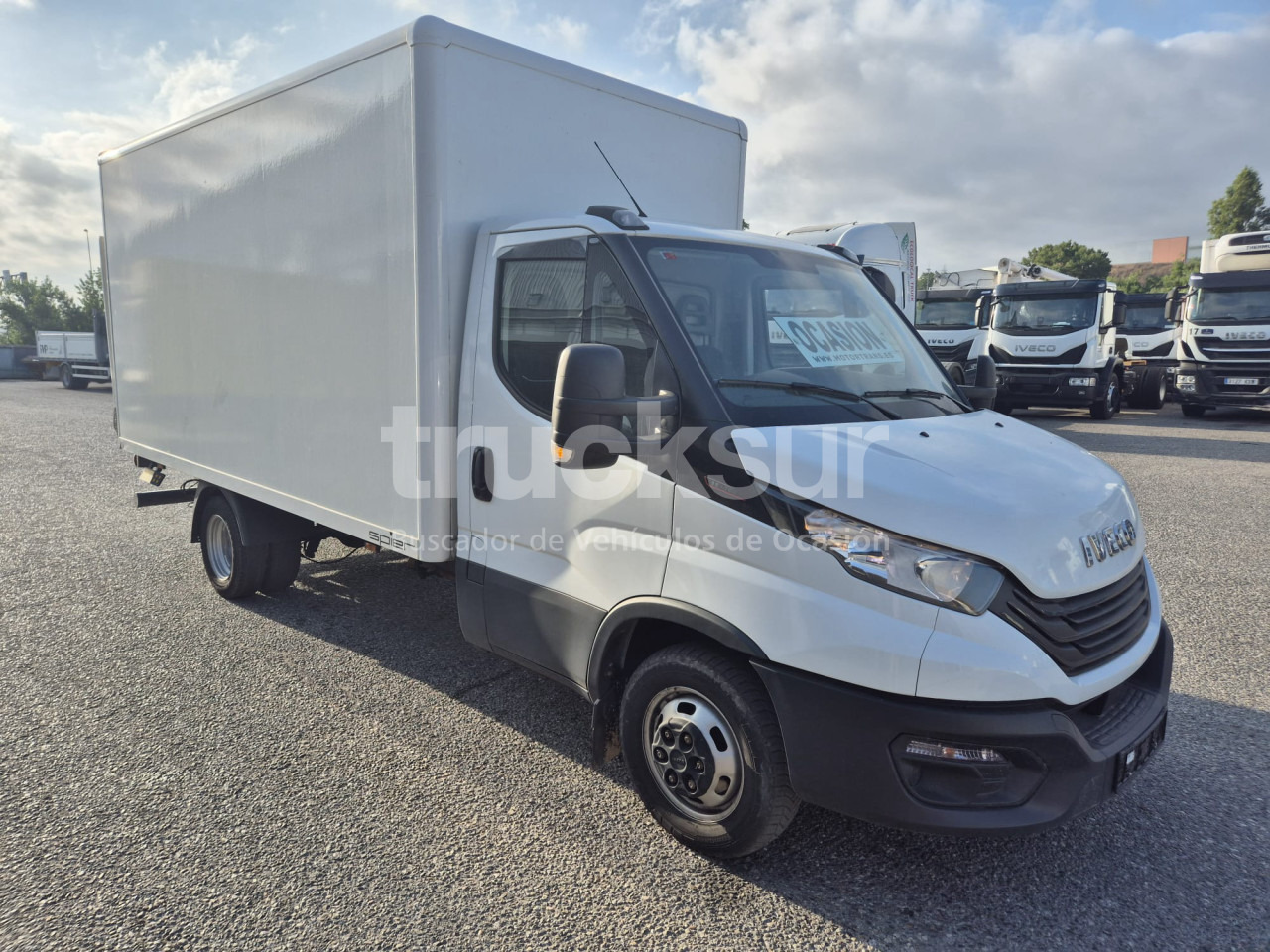 IVECO DAILY 35C16H - Dostavno vozilo z zabojnikom: slika 2 IVECO DAILY 35C16H - Dostavno vozilo z zabojnikom: slika 2