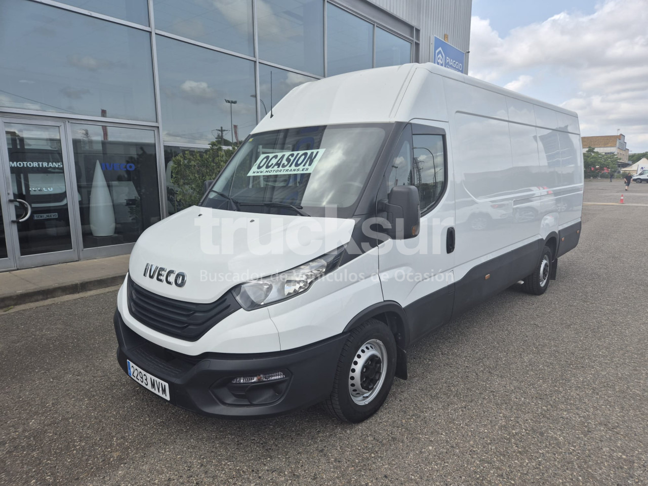 IVECO DAILY 35S16 F 16M3 - Dostavno vozilo z zabojnikom: slika 1 IVECO DAILY 35S16 F 16M3 - Dostavno vozilo z zabojnikom: slika 1