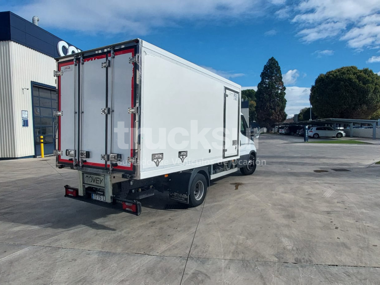 IVECO DAILY 70C14 FRC-X - Tovornjak zabojnik: slika 4 IVECO DAILY 70C14 FRC-X - Tovornjak zabojnik: slika 4