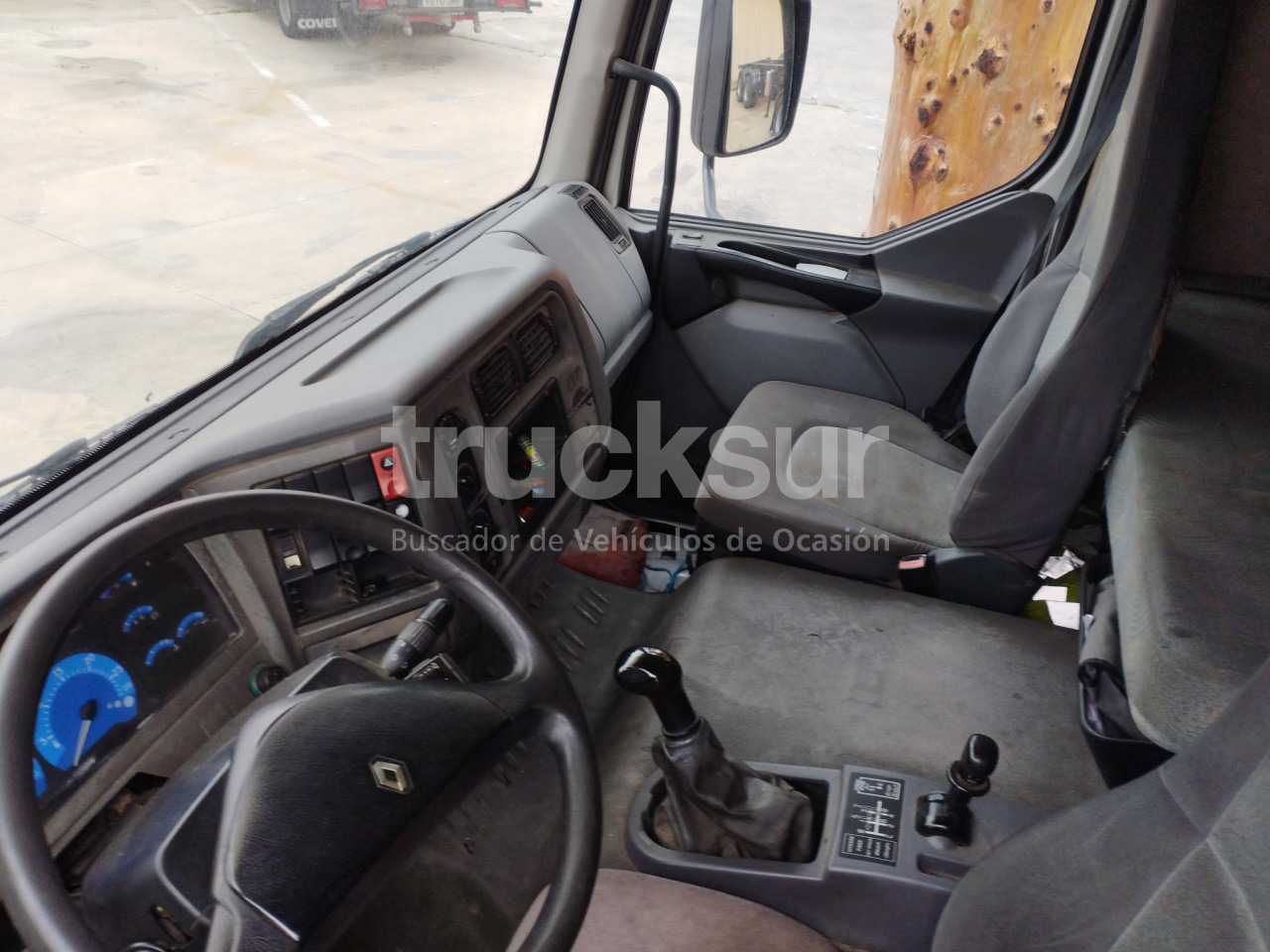 Tovornjak s ponjavo RENAULT 270 16C: slika 9 Tovornjak s ponjavo RENAULT 270 16C: slika 9