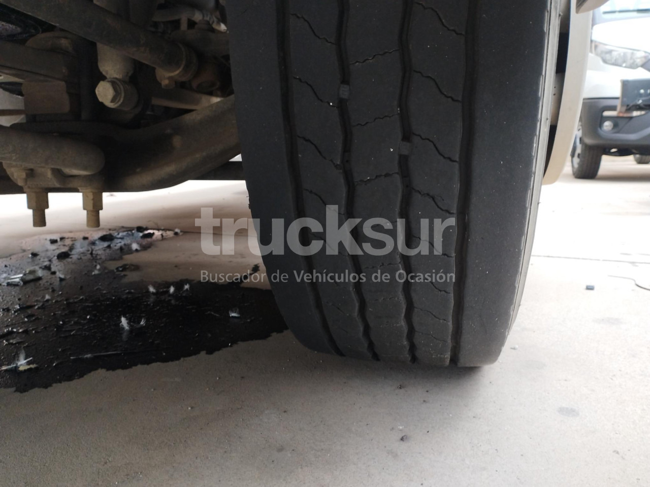 Tovornjak s ponjavo RENAULT 270 16C: slika 11 Tovornjak s ponjavo RENAULT 270 16C: slika 11