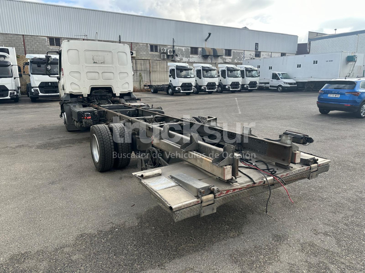 RENAULT D CHASIS CABINA - Tovornjak-šasija: slika 5 RENAULT D CHASIS CABINA - Tovornjak-šasija: slika 5