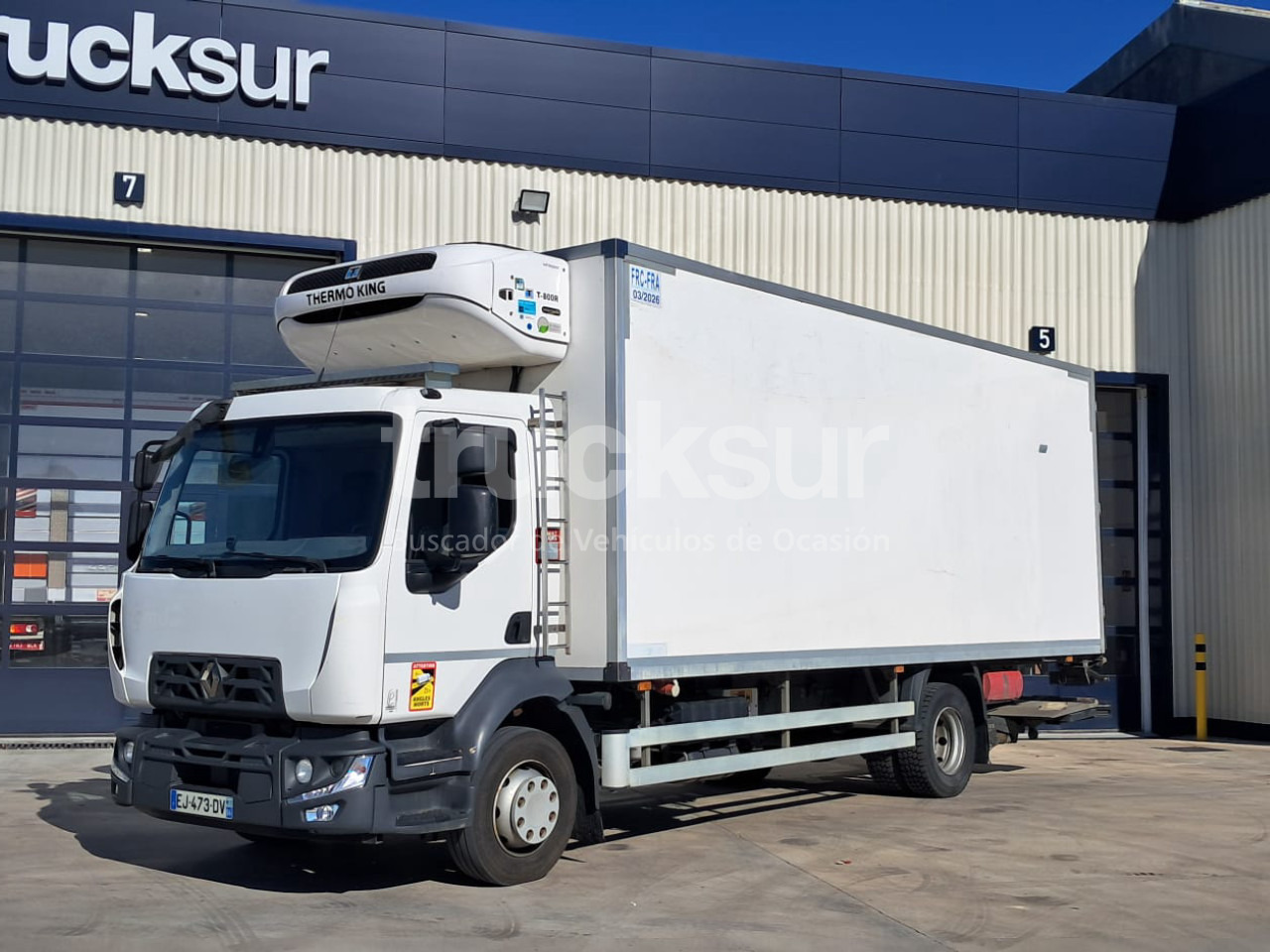 RENAULT D13.240 - Tovornjak hladilnik: slika 2 RENAULT D13.240 - Tovornjak hladilnik: slika 2