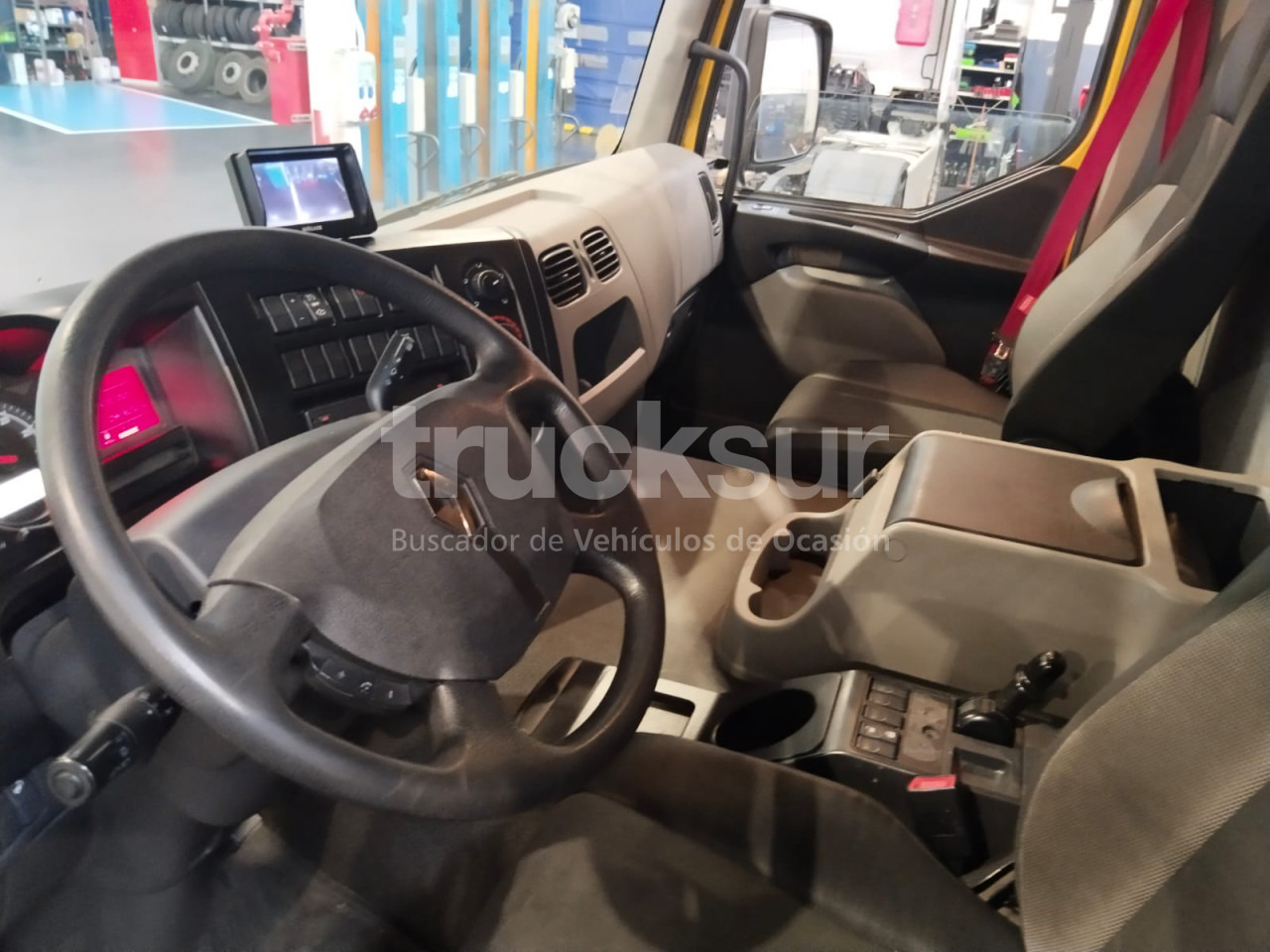 Tovornjak zabojnik RENAULT D280.18: slika 28 Tovornjak zabojnik RENAULT D280.18: slika 28