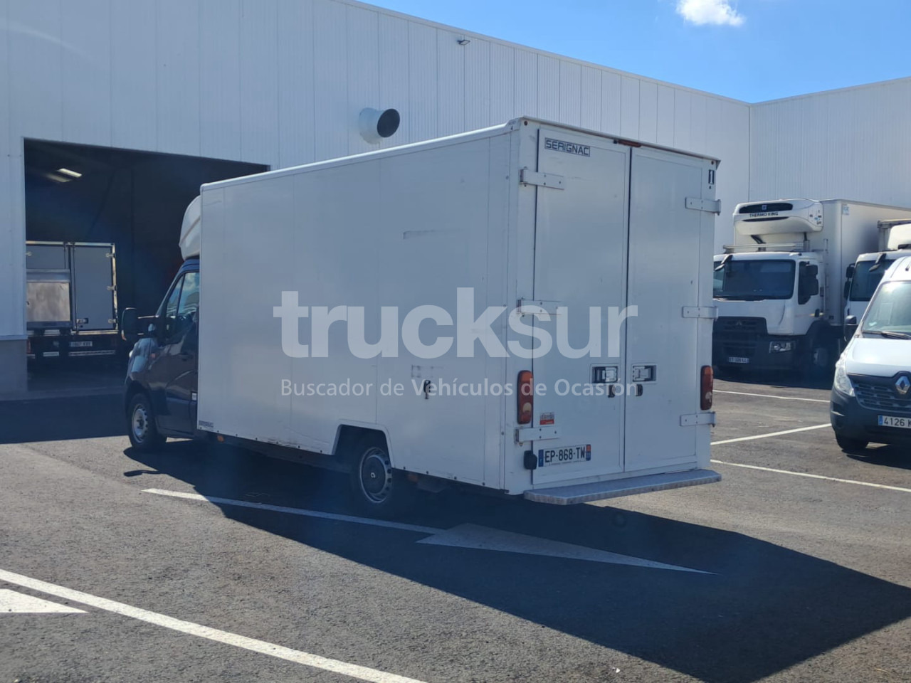 RENAULT MASTER 130.35 - Dostavno vozilo z zabojnikom: slika 3 RENAULT MASTER 130.35 - Dostavno vozilo z zabojnikom: slika 3