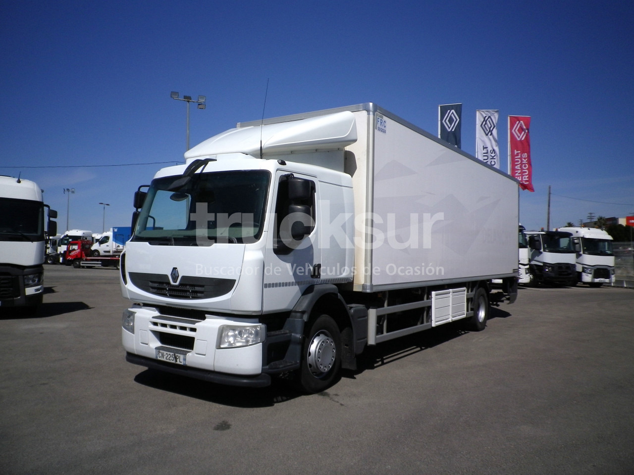RENAULT PREMIUM 270.18 - Tovornjak hladilnik: slika 1 RENAULT PREMIUM 270.18 - Tovornjak hladilnik: slika 1