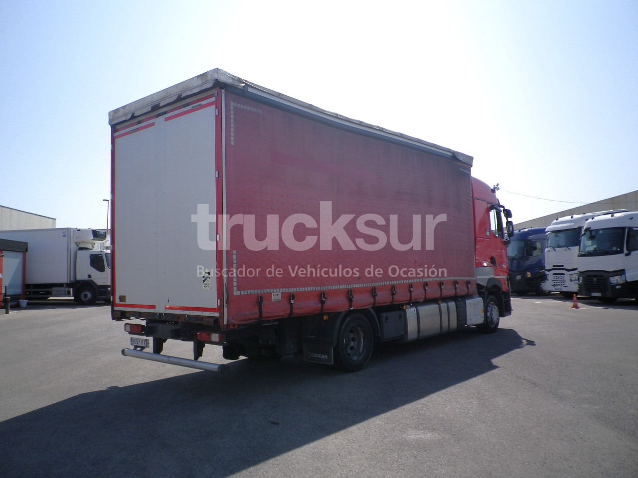 RENAULT T480 HIGH SLEEPER CAB - Tovornjak s ponjavo: slika 4 RENAULT T480 HIGH SLEEPER CAB - Tovornjak s ponjavo: slika 4
