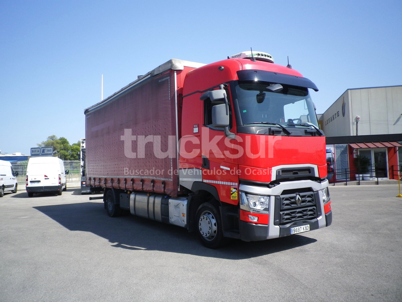 RENAULT T480 HIGH SLEEPER CAB - Tovornjak s ponjavo: slika 2 RENAULT T480 HIGH SLEEPER CAB - Tovornjak s ponjavo: slika 2