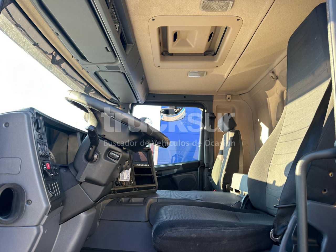 Tovornjak zabojnik SCANIA P 280 ejes 6x2*4: slika 8 Tovornjak zabojnik SCANIA P 280 ejes 6x2*4: slika 8