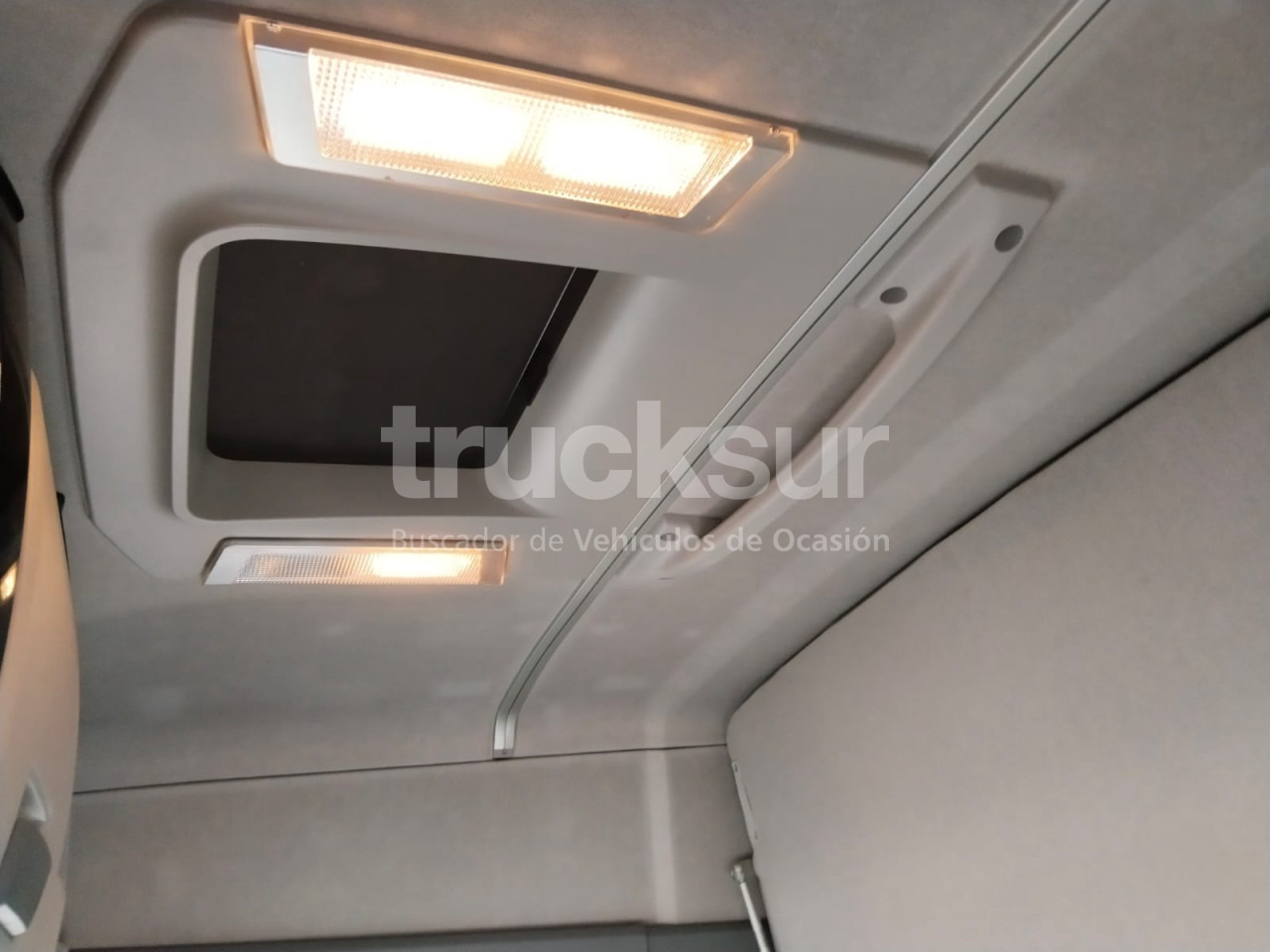 Vlačilec RENAULT T480 SLEEPER CAB: slika 11