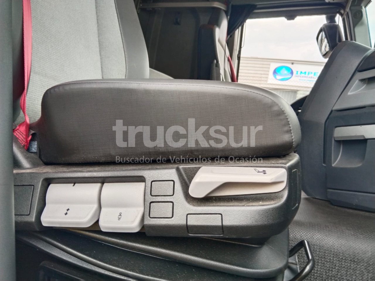 Vlačilec RENAULT T480 SLEEPER CAB: slika 9