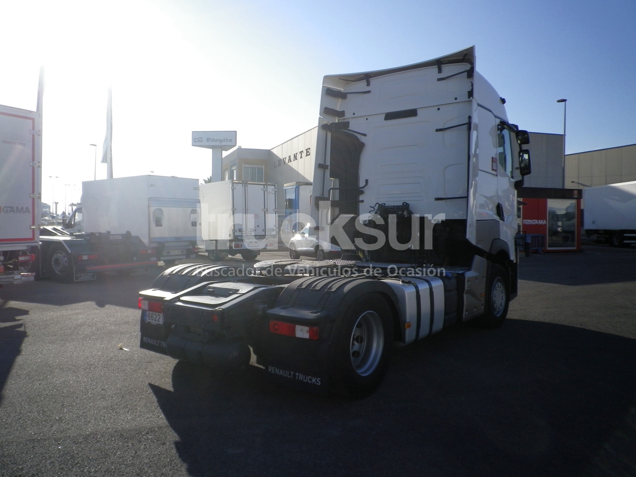 RENAULT T520 HIGH SLEEPER CAB - Vlačilec: slika 5 RENAULT T520 HIGH SLEEPER CAB - Vlačilec: slika 5