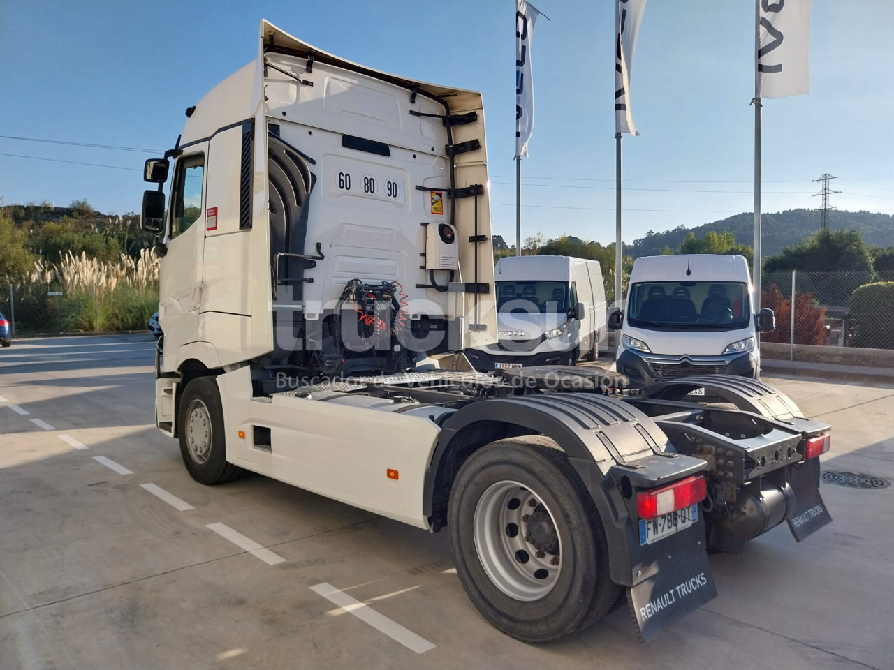 RENAULT T520 HIGH SLEEPER CAB - Vlačilec: slika 4 RENAULT T520 HIGH SLEEPER CAB - Vlačilec: slika 4