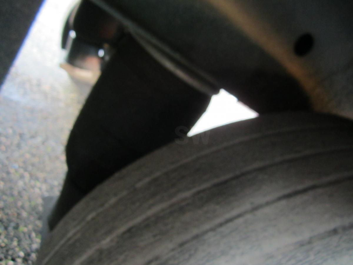 Krone - Polprikolica s ponjavo: slika 5 Krone - Polprikolica s ponjavo: slika 5