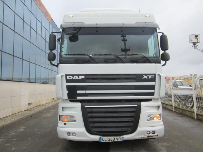 DAF XF105 460 - Vlačilec: slika 2 DAF XF105 460 - Vlačilec: slika 2