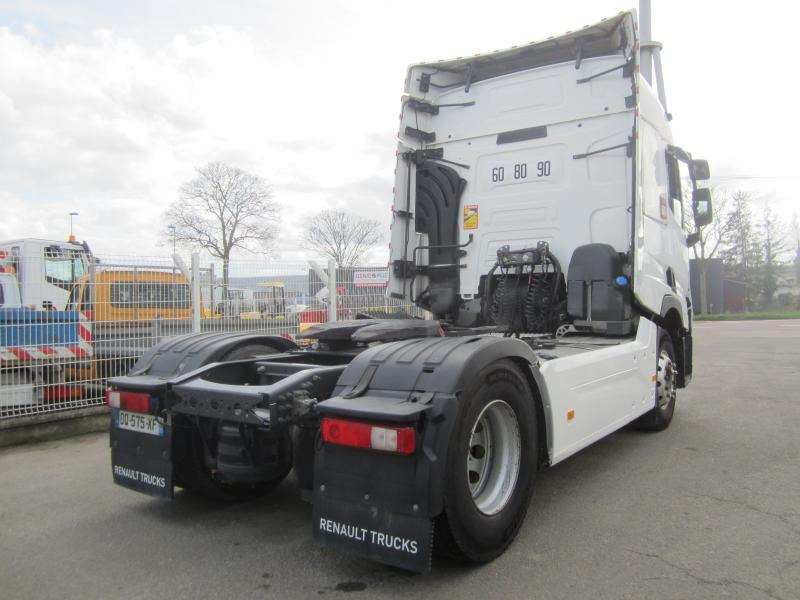 Vlačilec Renault Gamme T 460: slika 7