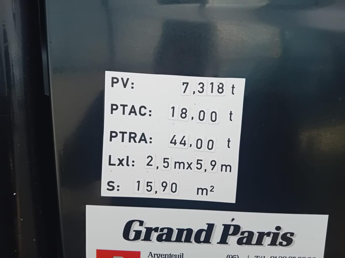 Vlačilec Renault Gamme T 460: slika 6