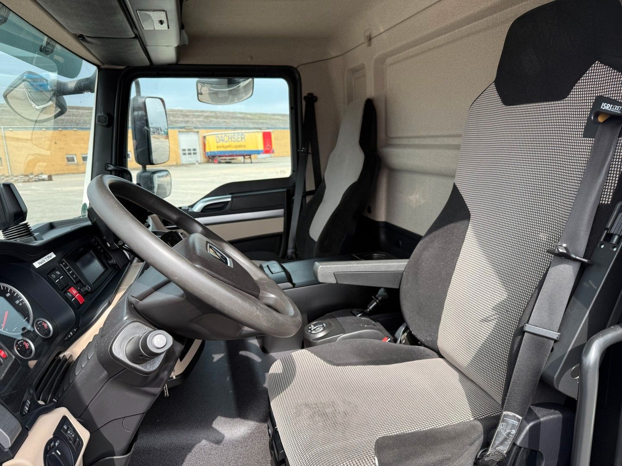 MAN TGL 12.220 4x2 Euro 6 Koffer - Tovornjak zabojnik: slika 5 MAN TGL 12.220 4x2 Euro 6 Koffer - Tovornjak zabojnik: slika 5