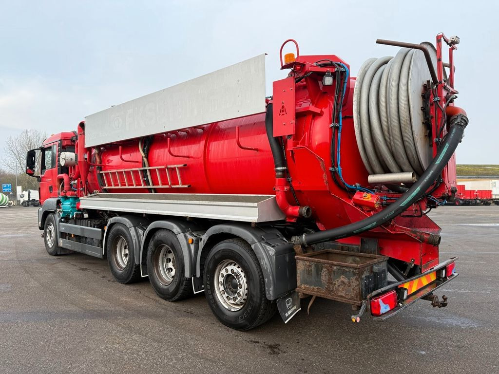 MAN TGS 35.480 8x4*4 Larsen 16.000 l. Euro 6 Kombi MAN TGS 35.480 8x4*4 JHL Hvidtved 16.000 l. Kombi - Vakuumski tovornjak: slika 4 MAN TGS 35.480 8x4*4 Larsen 16.000 l. Euro 6 Kombi MAN TGS 35.480 8x4*4 JHL Hvidtved 16.000 l. Kombi - Vakuumski tovornjak: slika 4