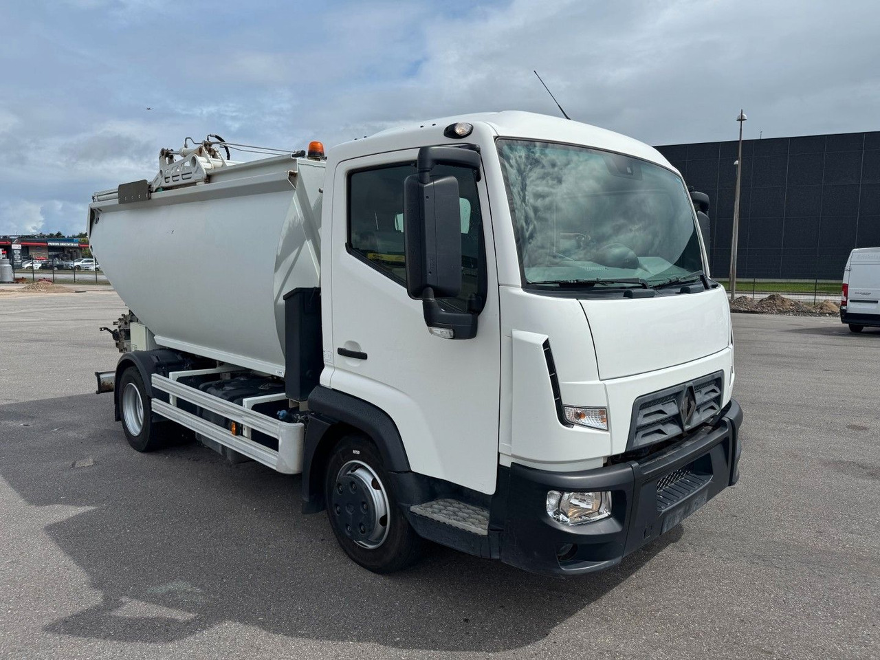 Renault D7.5 180 4x2 Semat/Techno Azimut 8 m3 Garbage - Smetarski tovornjak: slika 2 Renault D7.5 180 4x2 Semat/Techno Azimut 8 m3 Garbage - Smetarski tovornjak: slika 2