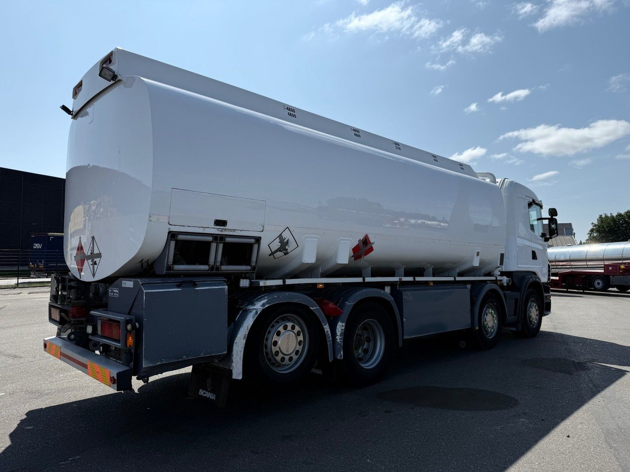 Scania G480 8x2*6 24.000 L / 5 compartments / ADR Tank - Tovornjak cisterna: slika 3 Scania G480 8x2*6 24.000 L / 5 compartments / ADR Tank - Tovornjak cisterna: slika 3