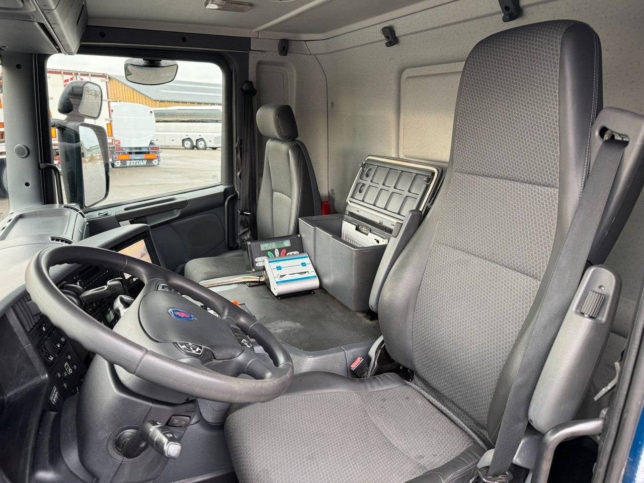 Scania P320 6x2*4 Euro 6 NTM 21 m3 - Smetarski tovornjak: slika 5 Scania P320 6x2*4 Euro 6 NTM 21 m3 - Smetarski tovornjak: slika 5