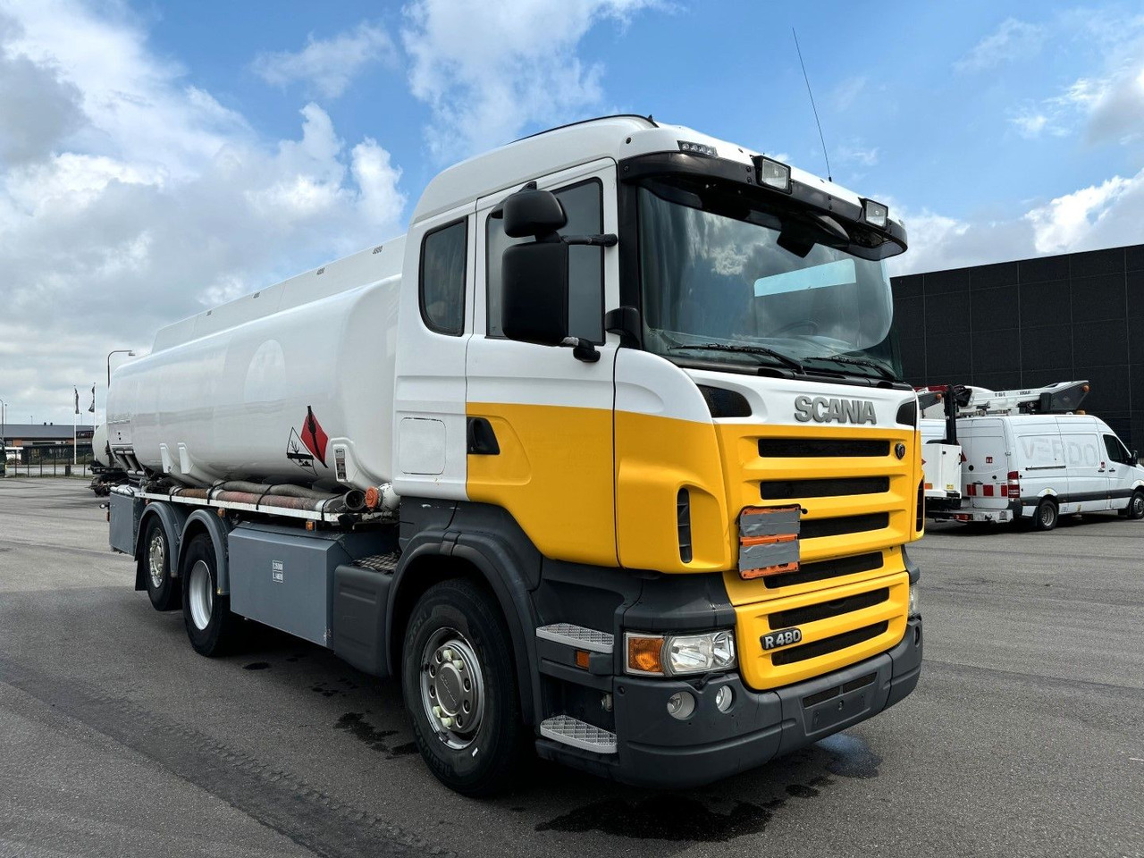 Scania R480 6x2*4 19.000 L ADR Tanktruck - Tovornjak cisterna: slika 2 Scania R480 6x2*4 19.000 L ADR Tanktruck - Tovornjak cisterna: slika 2