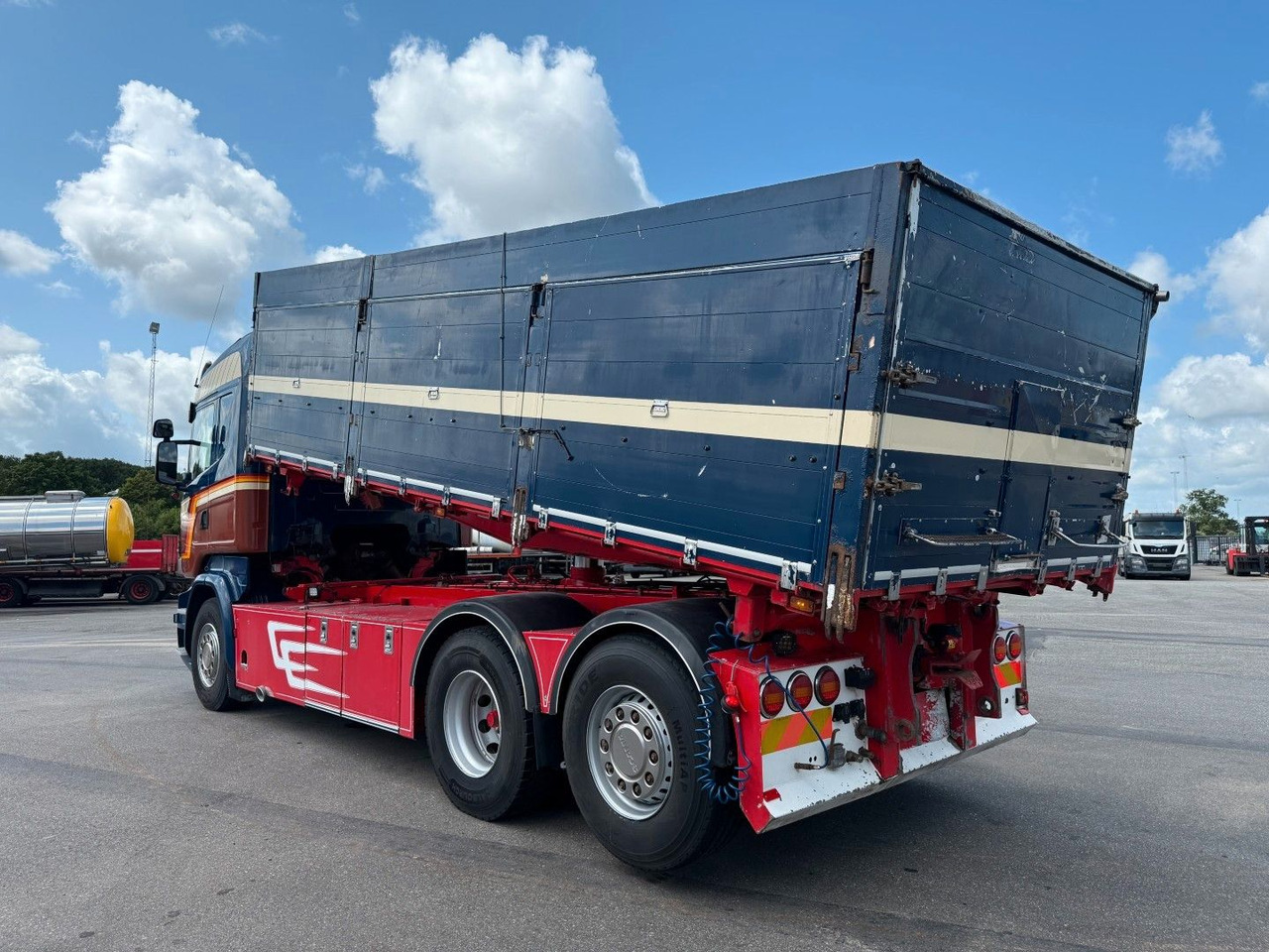 Scania R520 6x2 Highline Getreidekipper Euro 6 - Tovornjak prekucnik: slika 4 Scania R520 6x2 Highline Getreidekipper Euro 6 - Tovornjak prekucnik: slika 4